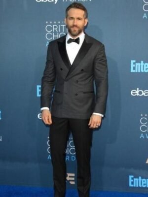 Ryan Reynolds Spirited Black Blazer